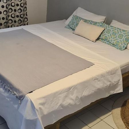Paradies Caraibes I Les Abymes Εξωτερικό φωτογραφία