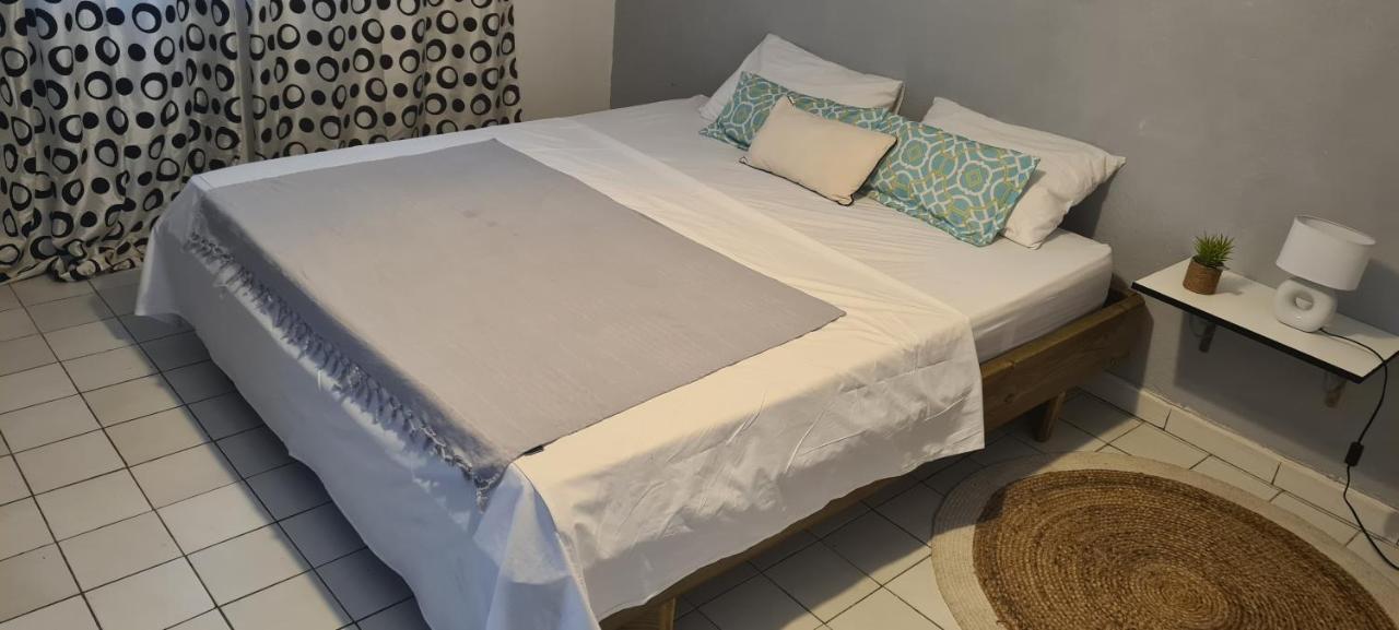Paradies Caraibes I Les Abymes Εξωτερικό φωτογραφία