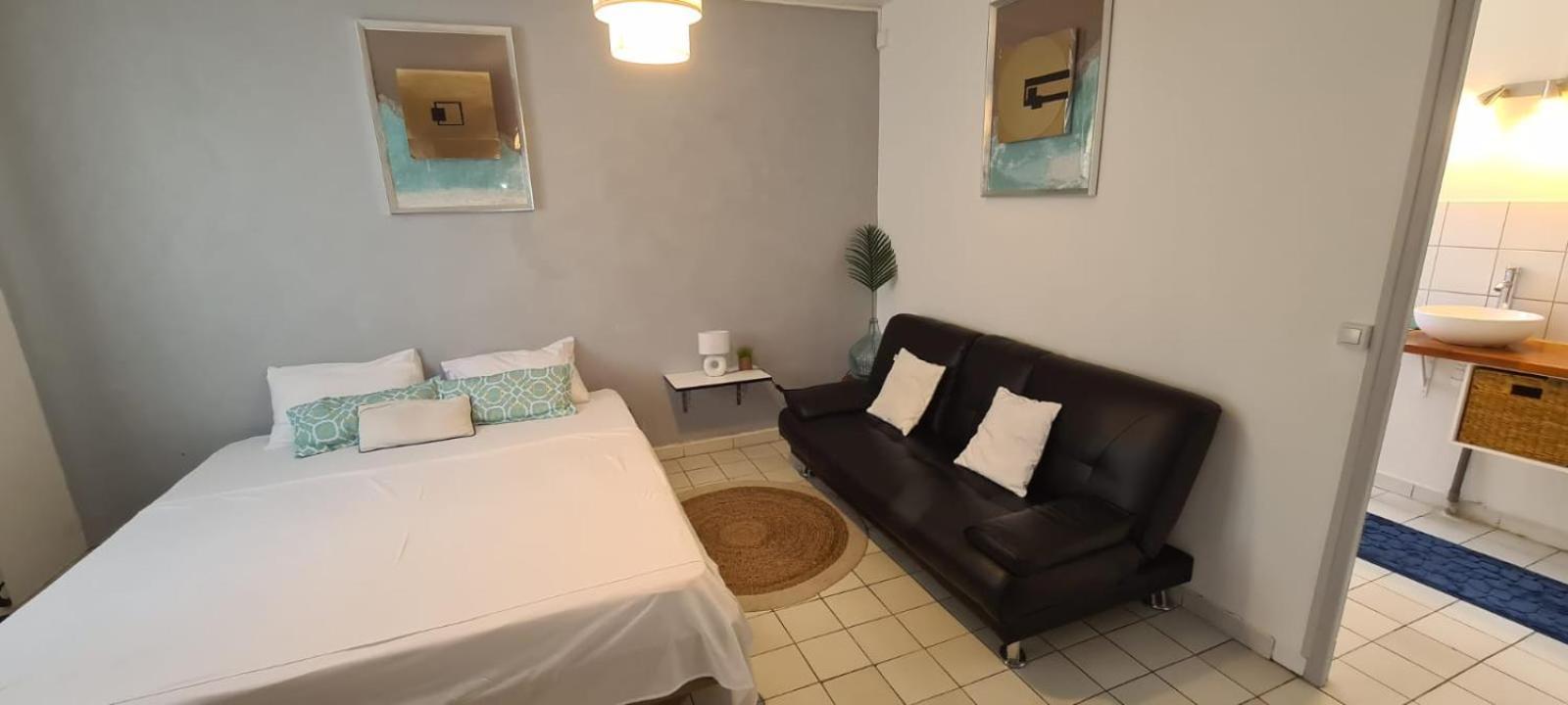 Paradies Caraibes I Les Abymes Εξωτερικό φωτογραφία